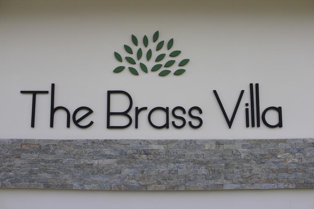 The Brass Villa Garden Resort Sattahip Bagian luar foto